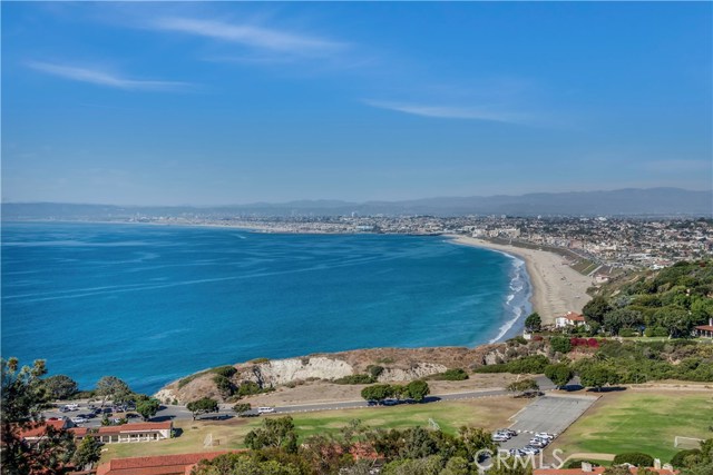 613 Via Del Monte, Palos Verdes Estates, California 90274, 6 Bedrooms Bedrooms, ,3 BathroomsBathrooms,Residential,Sold,Via Del Monte,PV17237653