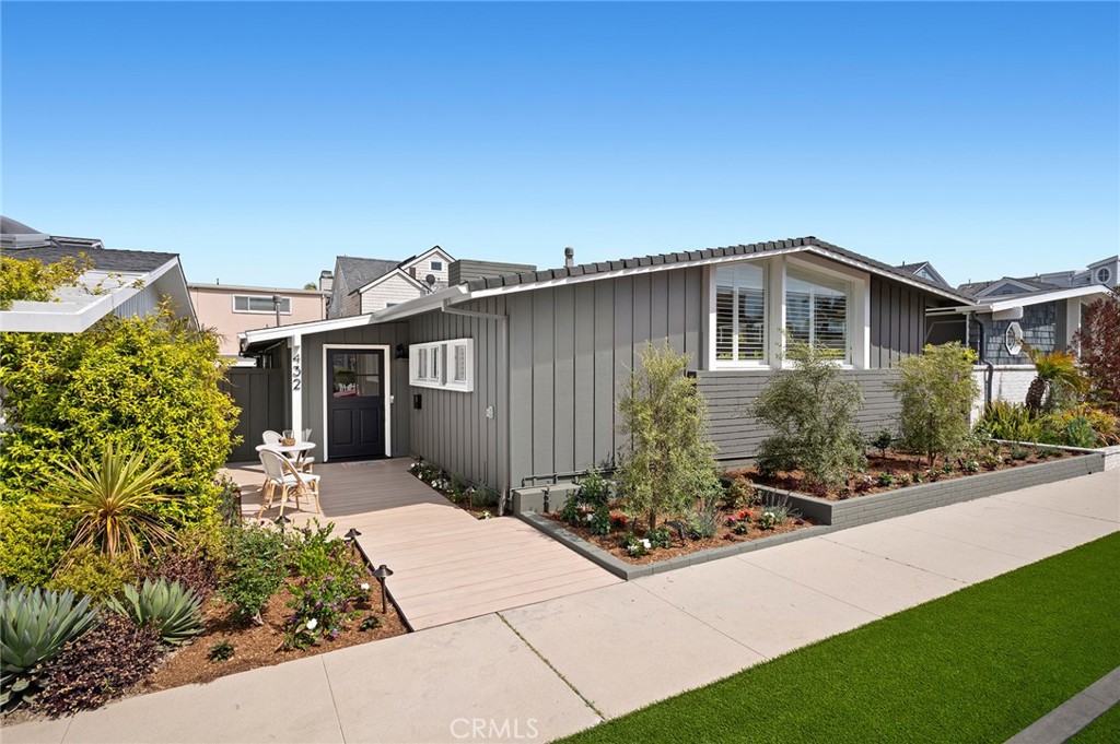 432 Seville Avenue
