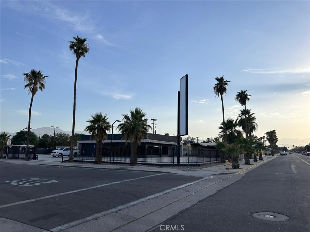 29B694Ea Abef 4039 97D6 114C22C7Cca5 83197 Requa Avenue, Indio, Ca 92201 &Lt;Span Style='BackgroundColor:transparent;Padding:0Px;'&Gt; &Lt;Small&Gt; &Lt;I&Gt; &Lt;/I&Gt; &Lt;/Small&Gt;&Lt;/Span&Gt;