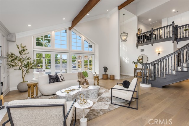 6032 County Oak Road, Woodland Hills CA: https://media.crmls.org/medias/29b70237-03ad-4175-87e9-54d21db6c502.jpg