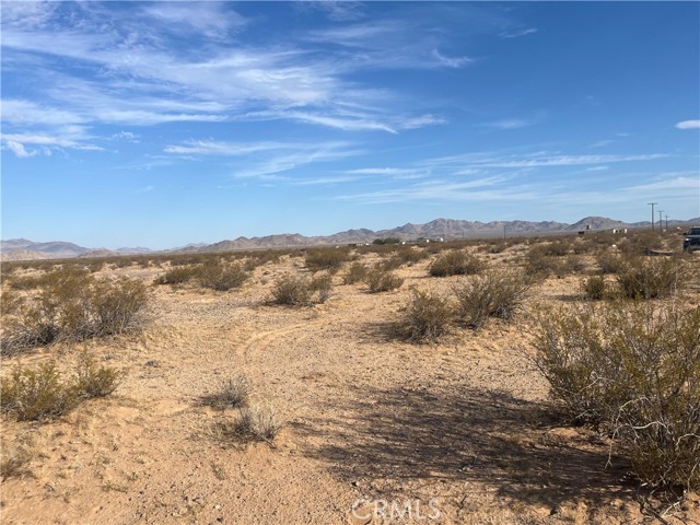 Detail Gallery Image 2 of 7 For 0 North Side Rd, Lucerne Valley,  CA 92356 - – Beds | – Baths
