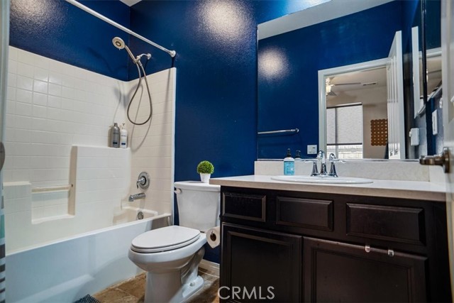 Detail Gallery Image 12 of 35 For 28675 Vista Del Rio Dr, Valencia,  CA 91354 - 4 Beds | 3/1 Baths