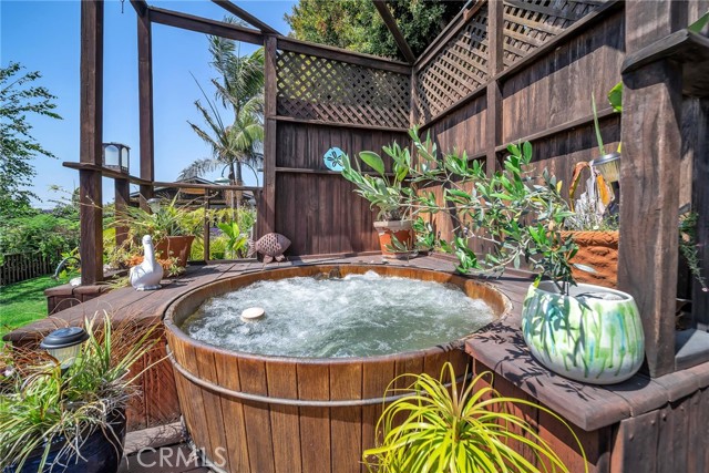 1907 Gates Avenue, Redondo Beach, California 90278, 2 Bedrooms Bedrooms, ,2 BathroomsBathrooms,Residential,Sold,Gates,PV21127112