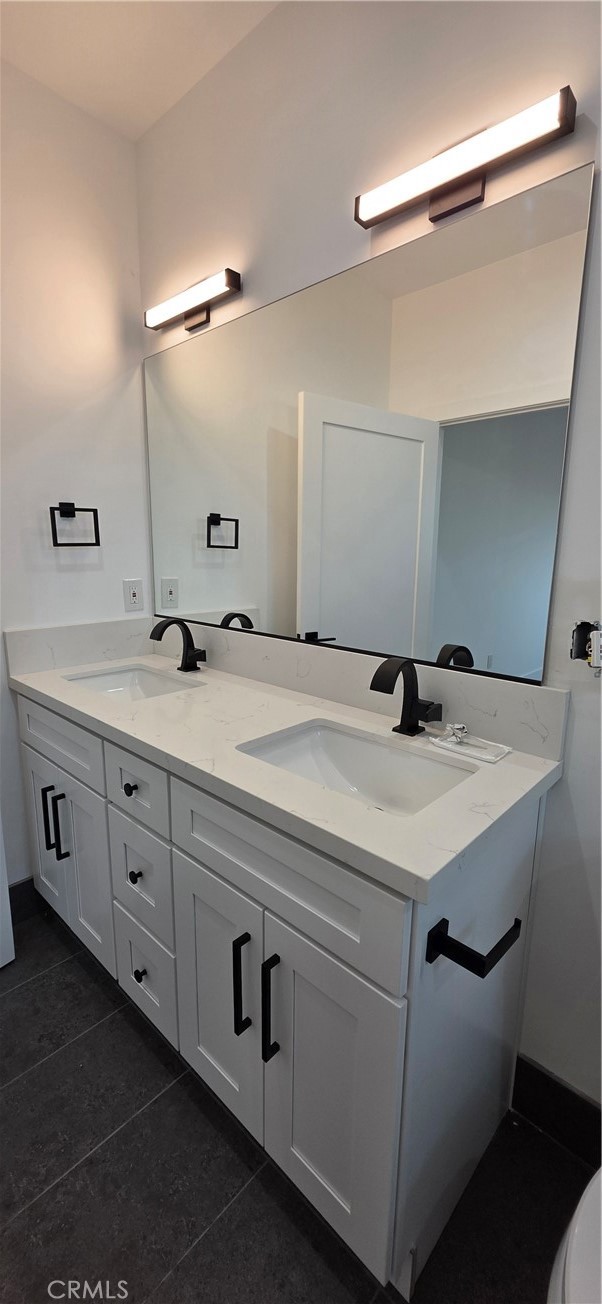 Detail Gallery Image 12 of 23 For 4705 Lakewood #2,  Lakewood,  CA 90712 - 3 Beds | 2 Baths