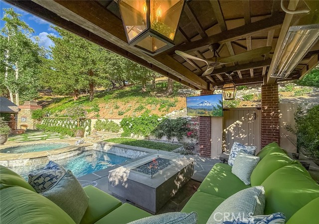 Detail Gallery Image 69 of 73 For 4278 Palomino Cir, Westlake Village,  CA 91362 - 6 Beds | 5/1 Baths