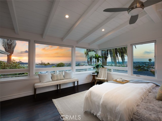 246 Via Los Miradores, Redondo Beach CA: https://media.crmls.org/medias/29b8b3be-310d-4f19-9ebe-3551814c23b7.jpg