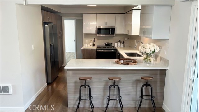 1207 Beryl Street, Redondo Beach CA: https://media.crmls.org/medias/29b9ee76-a227-46fa-b0f5-18a2fd87ede9.jpg