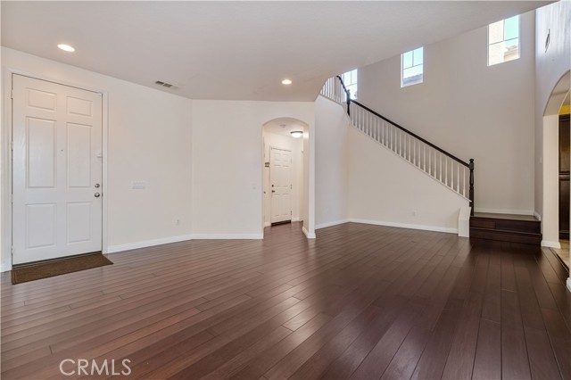 Detail Gallery Image 14 of 56 For 24112 Joshua, Valencia,  CA 91354 - 4 Beds | 3 Baths