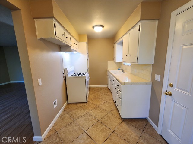 Detail Gallery Image 5 of 23 For 35187 Avenue C, Yucaipa,  CA 92399 - 2 Beds | 1 Baths