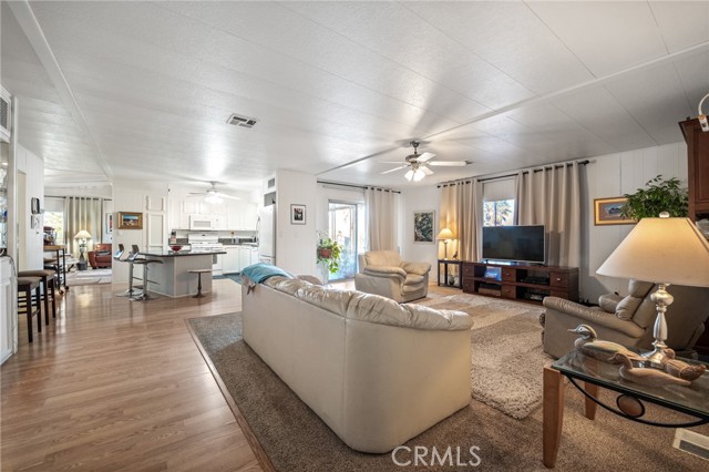 Detail Gallery Image 19 of 38 For 7501 Palm Ave #111,  Yucca Valley,  CA 92284 - 2 Beds | 2 Baths