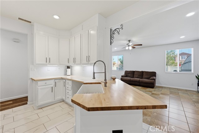 Detail Gallery Image 14 of 27 For 11767 Highgrove Ct, Adelanto,  CA 92301 - 3 Beds | 2 Baths