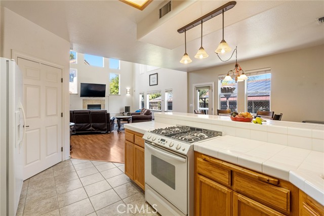 Detail Gallery Image 11 of 35 For 1050 Megan Ct, Templeton,  CA 93465 - 3 Beds | 2/1 Baths