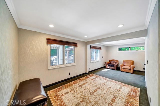 Detail Gallery Image 22 of 55 For 5441 Calvin Ave, Tarzana,  CA 91356 - 5 Beds | 5/1 Baths