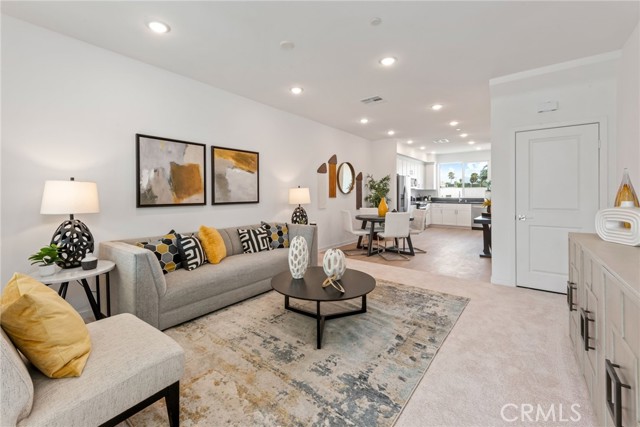 Detail Gallery Image 2 of 34 For 1178 Santo Antonio Dr, Colton,  CA 92324 - 2 Beds | 2/1 Baths