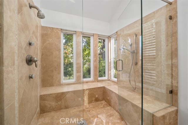 MLS #OC25265642 image #7