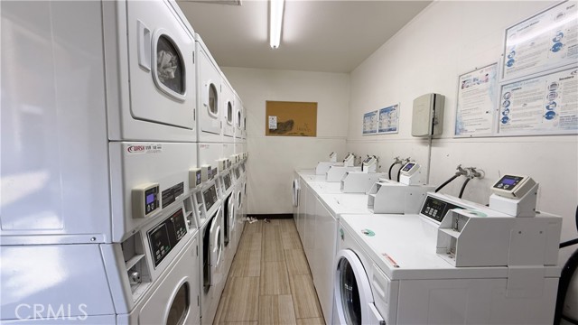 Detail Gallery Image 25 of 25 For 1101 W Macarthur, Santa Ana,  CA 92707 - 2 Beds | 2 Baths