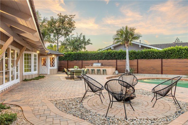 Detail Gallery Image 40 of 53 For 1430 La Perla Ave, Long Beach,  CA 90815 - 4 Beds | 3/1 Baths