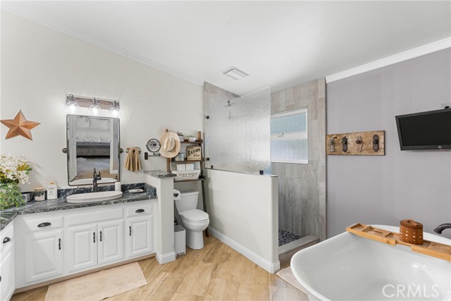 4578 Monaco Court, Santa Maria CA: https://media.crmls.org/medias/29bf10f0-c02c-4a8e-8fa1-bfdb3980a3bc.jpg