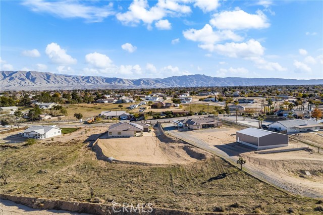 Detail Gallery Image 52 of 72 For 17840 Talisman St, Hesperia,  CA 92345 - 4 Beds | 3/1 Baths