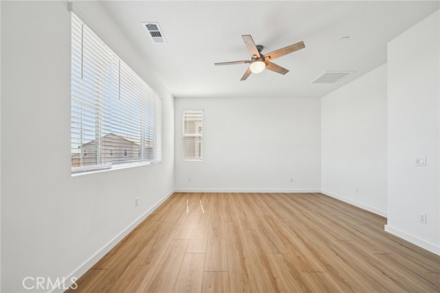 Detail Gallery Image 38 of 64 For 16233 Lozano St #2,  Fontana,  CA 92336 - 3 Beds | 2/1 Baths