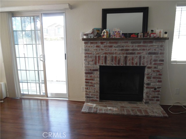 Detail Gallery Image 16 of 28 For 1806 Rory Ln #9,  Simi Valley,  CA 93063 - 2 Beds | 2/1 Baths