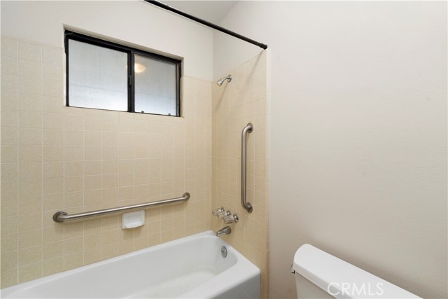 Detail Gallery Image 12 of 20 For 3100 Woodstown, Bakersfield,  CA 93312 - 3 Beds | 2 Baths