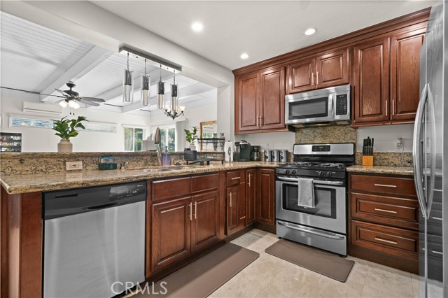 Detail Gallery Image 18 of 46 For 23712 San Dona, Laguna Hills,  CA 92653 - 3 Beds | 2 Baths
