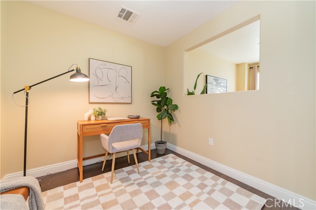 Detail Gallery Image 6 of 24 For 638 N Atlantic Bld #B,  Alhambra,  CA 91801 - 2 Beds | 2/1 Baths