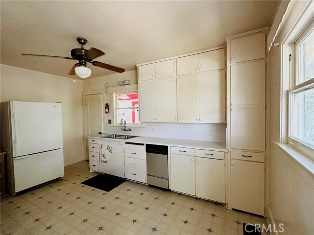 Detail Gallery Image 19 of 26 For 821 S Lemon St, Anaheim,  CA 92805 - 2 Beds | 1 Baths
