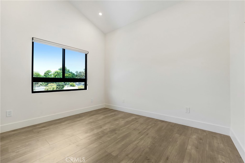 MLS #GD25164810 img 16