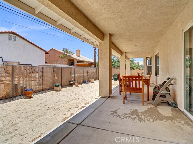 15900 Avenida Atezada, Desert Hot Springs CA: https://media.crmls.org/medias/29c5584d-225d-4b14-a0bf-7f565492bf5f.jpg