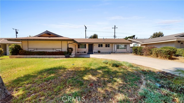 1949 Royalty Dr, Pomona, CA 91767