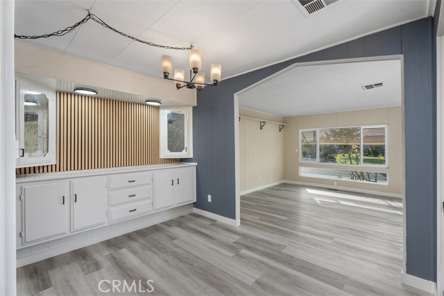 Detail Gallery Image 11 of 29 For 15621 Beach Bld #103,  Westminster,  CA 92683 - 2 Beds | 2 Baths