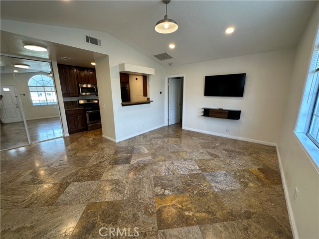 Detail Gallery Image 4 of 27 For 31 via Cresta, Rancho Santa Margarita,  CA 92688 - 1 Beds | 1 Baths