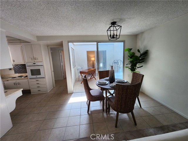 Detail Gallery Image 8 of 31 For 1910 St. John Rd #30 F. M-15,  Seal Beach,  CA 90740 - 2 Beds | 1 Baths