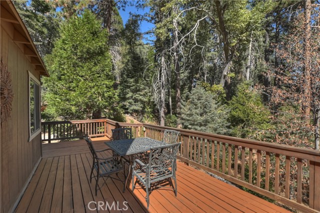 Detail Gallery Image 15 of 40 For 863 Oak Rd, Lake Arrowhead,  CA 92386 - 3 Beds | 2 Baths