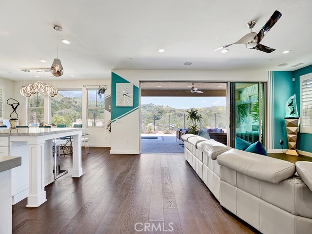 15 Cielo Azul, Mission Viejo CA: https://media.crmls.org/medias/29c8e5c0-e033-43c7-9661-3e0603605d82.jpg