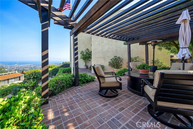Detail Gallery Image 46 of 48 For 29711 Grandpoint Lane, Rancho Palos Verdes,  CA 90275 - 4 Beds | 4/1 Baths