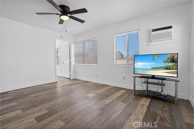 Detail Gallery Image 28 of 57 For 44043 Hoban Ave, Lancaster,  CA 93534 - 4 Beds | 1/1 Baths