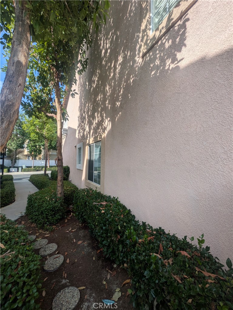 MLS #OC25259715 image #24