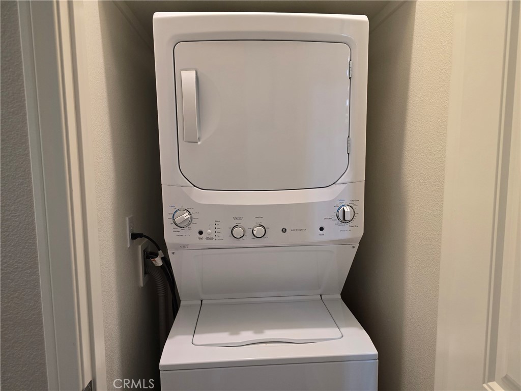 MLS #OC25044870 img 26