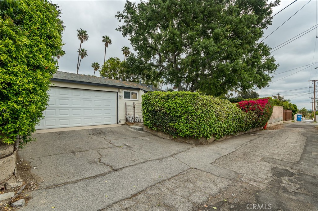 721 N Bel Aire DriveBurbank img 37