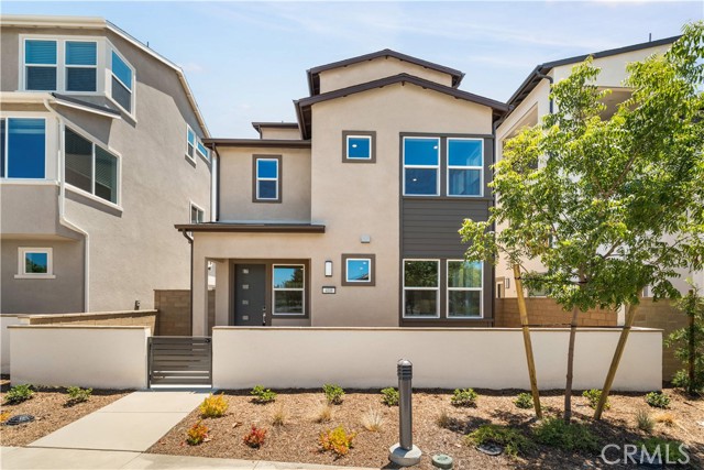 410 Lobata, Irvine CA: https://media.crmls.org/medias/29cb1e10-3830-4482-a7d4-04443917337b.jpg