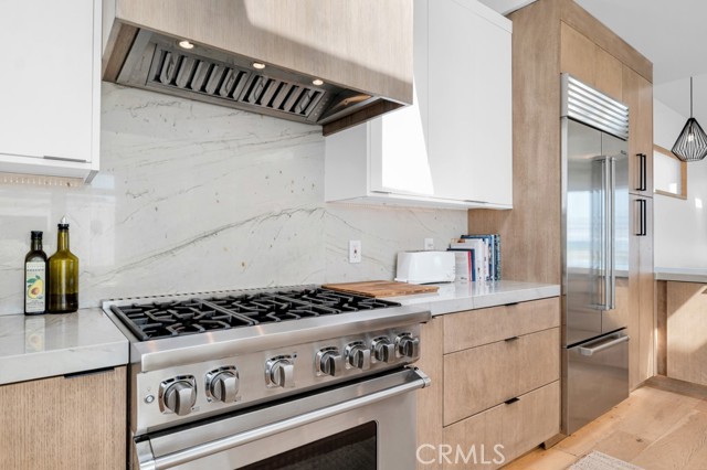 Detail Gallery Image 12 of 36 For 129 Moonstone St, Manhattan Beach,  CA 90266 - 3 Beds | 4 Baths