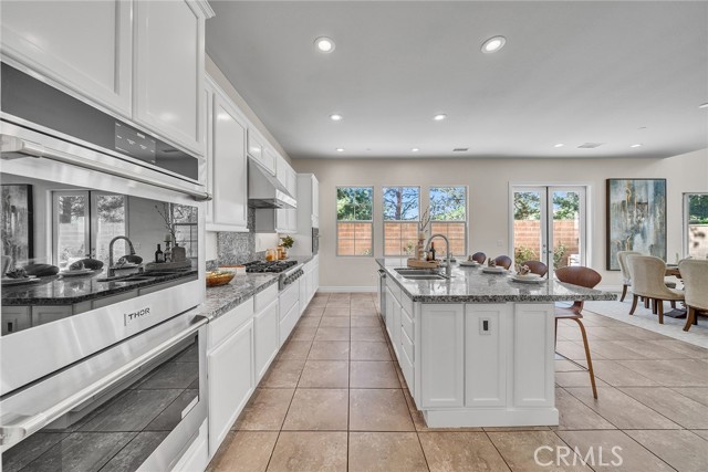 Detail Gallery Image 14 of 70 For 60 Sherwood, Irvine,  CA 92620 - 5 Beds | 6/1 Baths