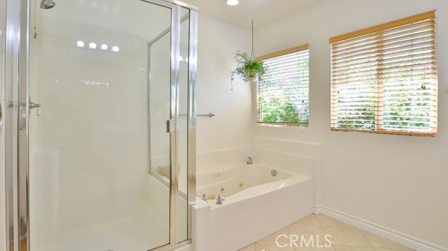 Detail Gallery Image 52 of 57 For 21817 Charlotte Ct, Canoga Park,  CA 91304 - 5 Beds | 2/1 Baths