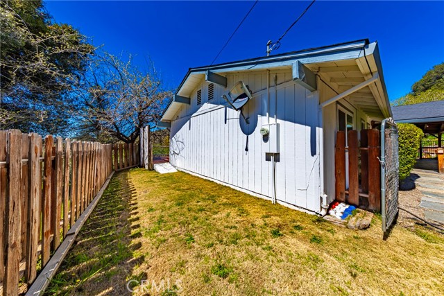 Detail Gallery Image 44 of 47 For 42420 Shady Ln, Oakhurst,  CA 93644 - 3 Beds | 2 Baths
