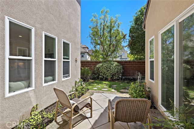 40 Celestine Circle, Ladera Ranch CA: https://media.crmls.org/medias/29cd1bdf-dbed-45c6-9760-32326a4d95c6.jpg