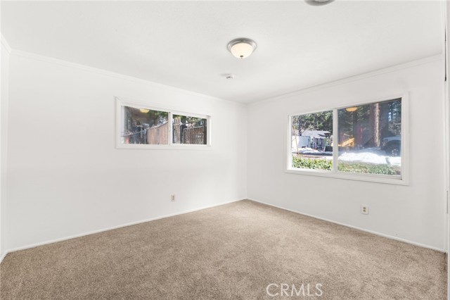 Image 16 of 46 For 31686 Luring Pines Circle