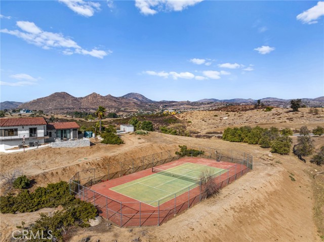 38225 Camino Sierra Road, Temecula CA: https://media.crmls.org/medias/29cdb91d-0e4f-4599-b648-b714bde2bab2.jpg